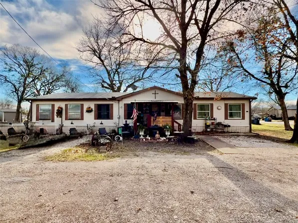 205 Hamilton St, Bynum, TX 76631
