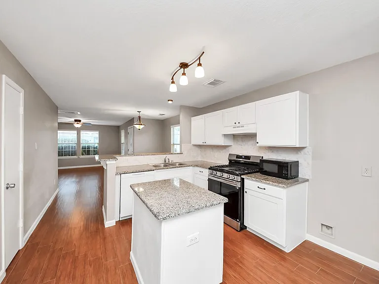 20641 Patriot Park Ln — Photo 15