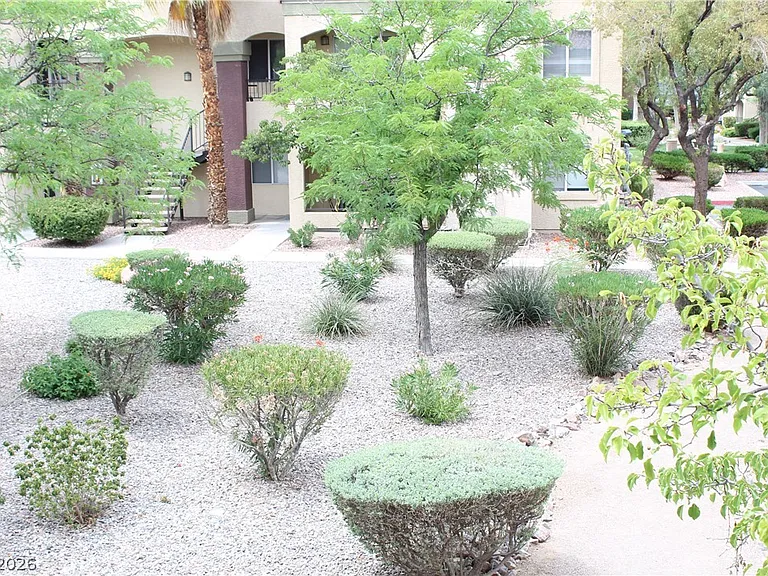 7885 W Flamingo Rd #2021 — Photo 18