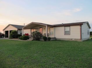 1204 N Blackstone Rd, Milton, KS 67106
