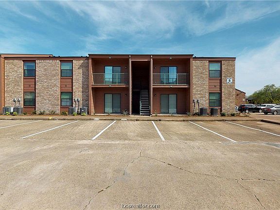 2nd image of 904 University Oaks Blvd APT 110