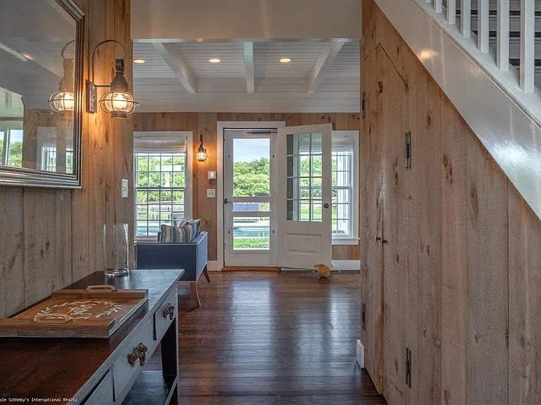 21 Quidnet Rd #1 — Photo 9