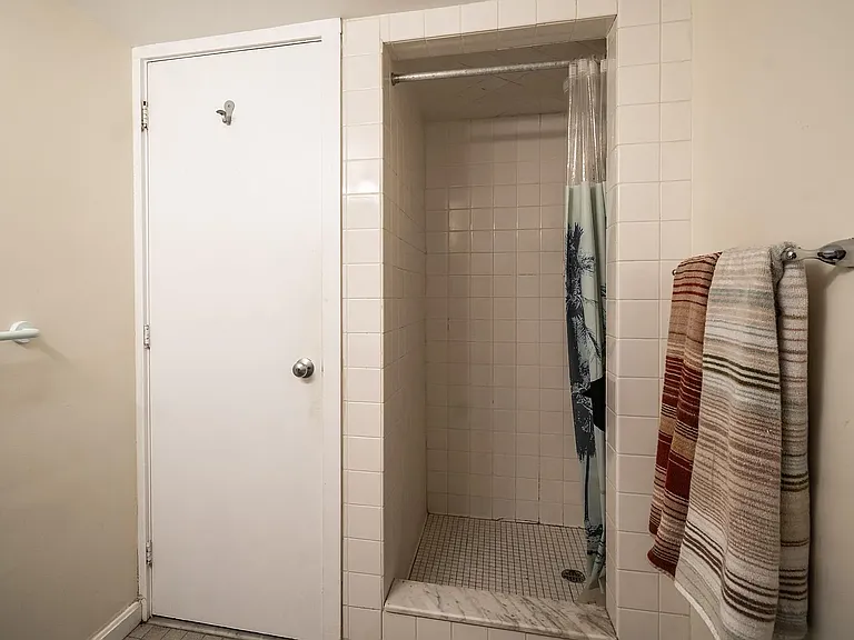 2 Hingham St #8B — Photo 16