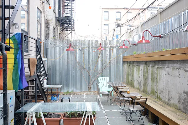 Rented by Yaffa Realty LLC | media 27