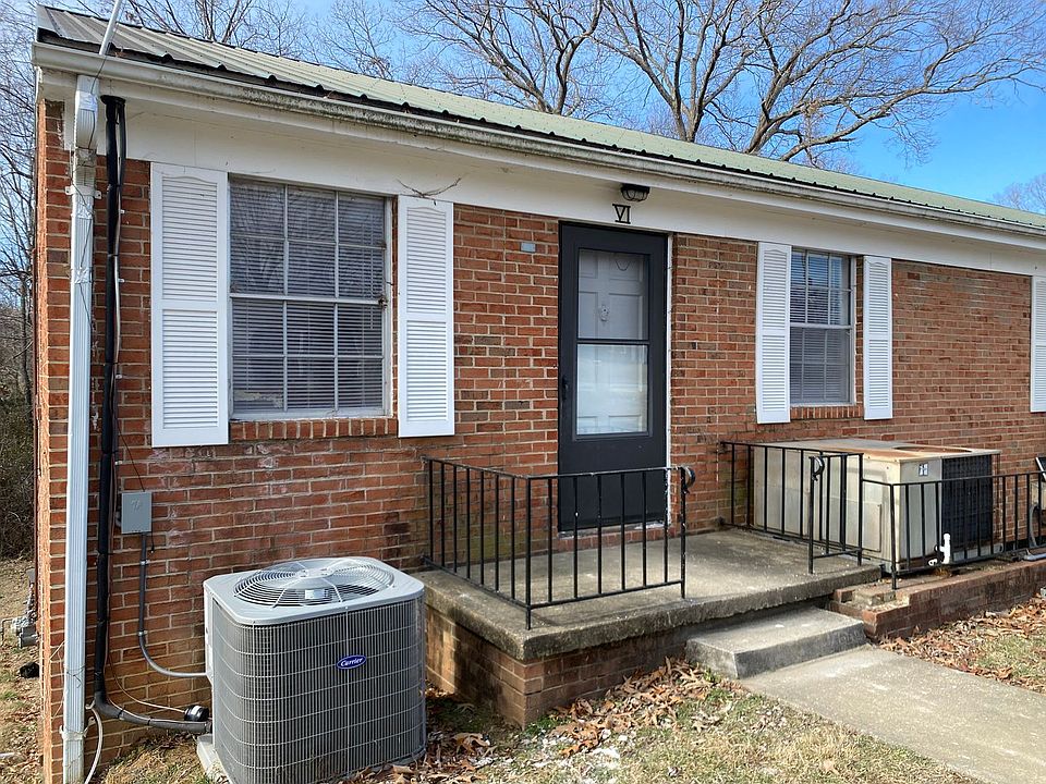 1st image of 208 Pinecrest Dr APT 6