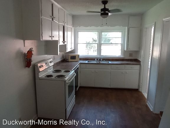 2nd image of 2610 Greensboro Ave