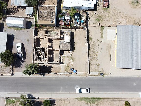 4th image of 541 Juniper Ave