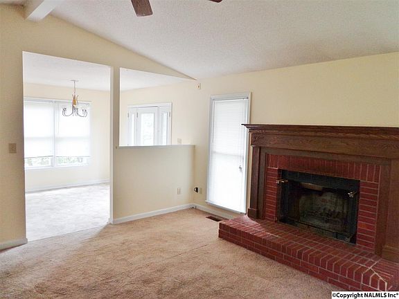 3rd image of 118 Blueberry Dr
