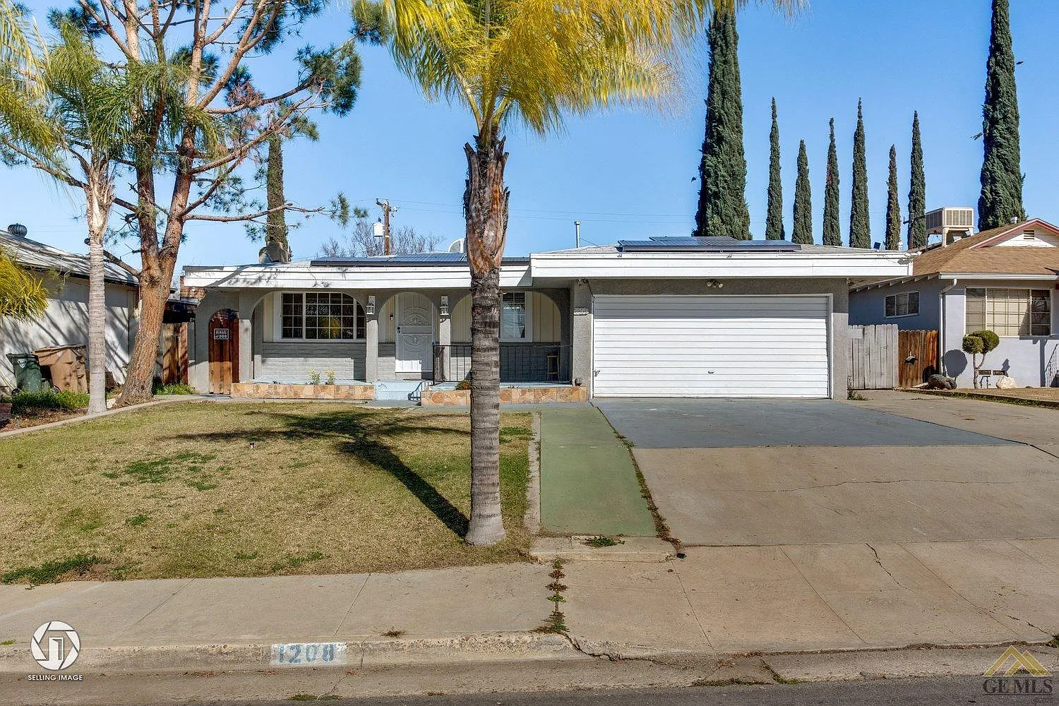 1208 W Point Dr photo 1