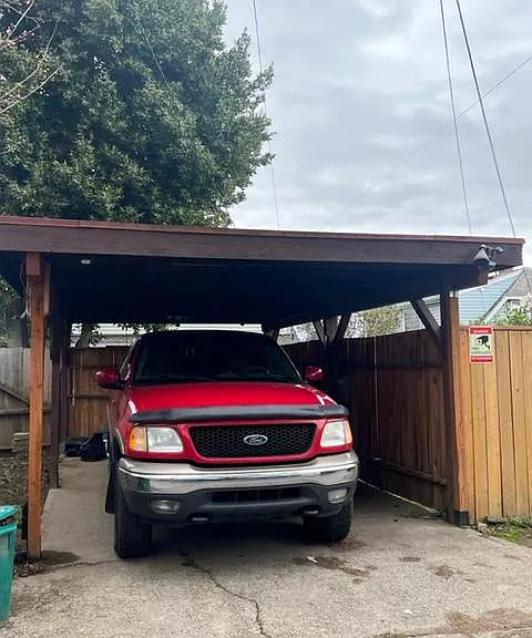 Car port second view.
