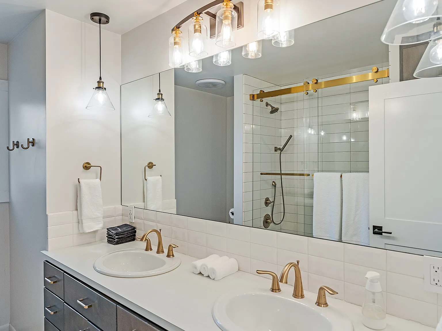 422 Antone St — Photo 4