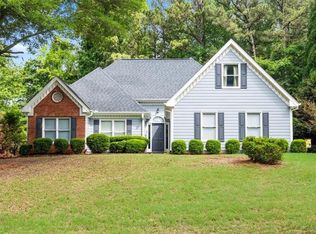 2132 Flowering Dr, Grayson, GA 30017