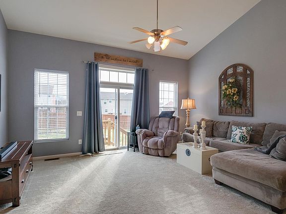 5th image of 2304 Trivaca Ct