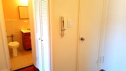 Rented by Realty Queens LLC