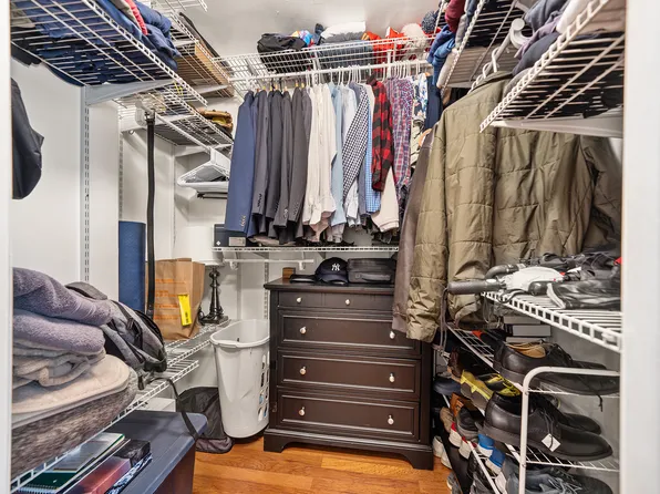 305 East 40th Street image 12 of 19