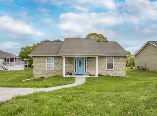 1853 Country Meadows Dr, Sevierville, TN 37862