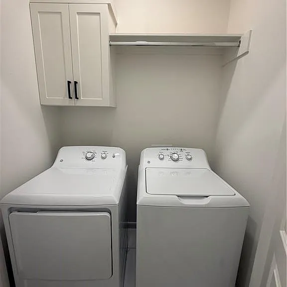 1215 Rosewood Ln #2 — Photo 7
