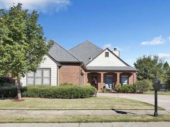 6132 Bent Brook Dr, Bessemer, AL 35022