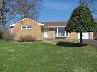 104 Garden Grove Dr, Butler, PA 16002