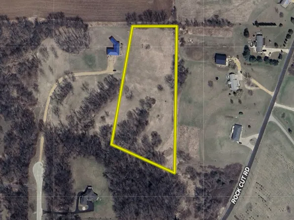 Freedom Cir, Hazel Green, WI 53811