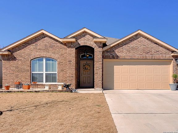 2nd image of 1616 Nolte Farms Dr