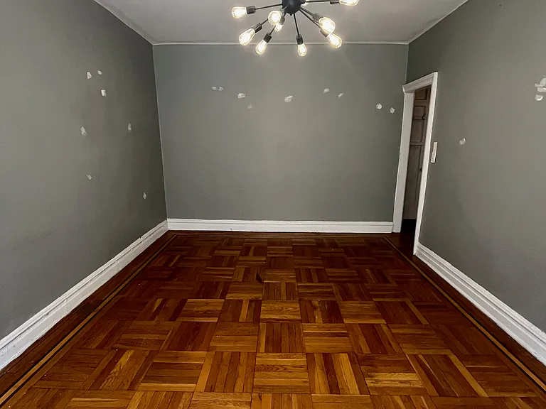 3320 Avenue H #6E — Photo 2
