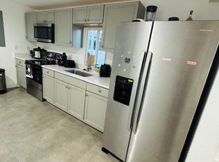 476 E 19th St, Hialeah, FL 33013