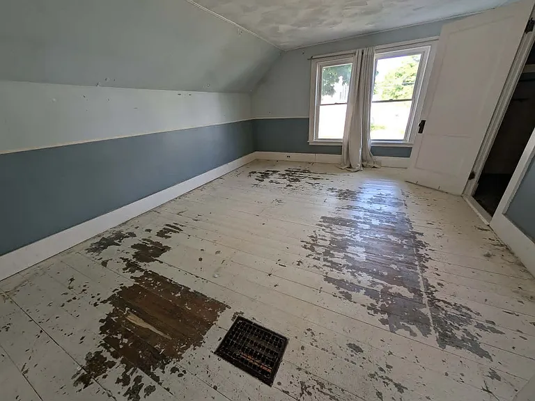 21 Elm St — Photo 10