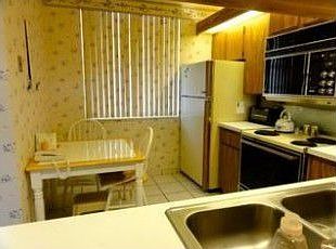 3rd image of 1508 Whitehall Dr APT 406