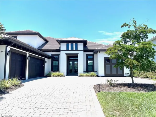 15587 Montello Ln, Naples, FL 34114