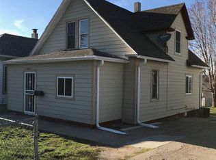 3216 R St, Omaha, NE 68107