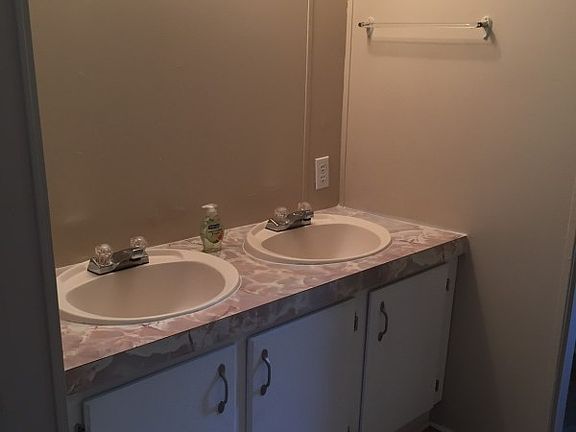 4th image of 4200 Us Hwy 29 N Trlr 284