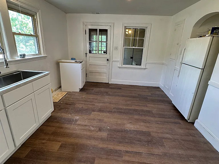 417 N Walnut St #2 — Photo 3