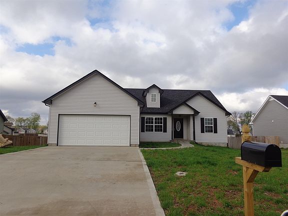 2nd image of 1402 Scrub Oak Dr