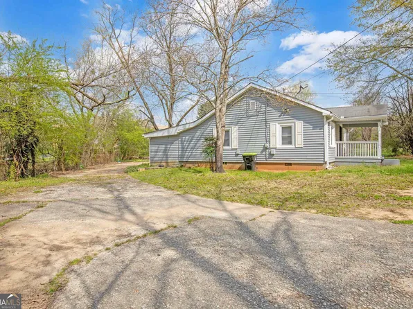 4800 Cochran Dr S, Atlanta, GA 30327