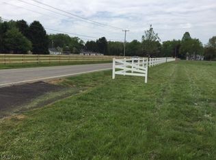Blough Ave SW, Navarre, OH 44662