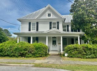214 N Front St, Hertford, NC 27944