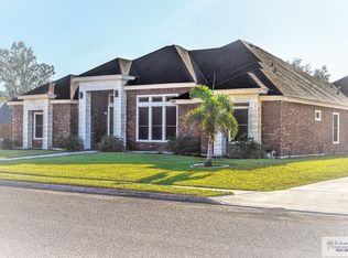 1400 Carnelian Dr, Weslaco, TX 78596