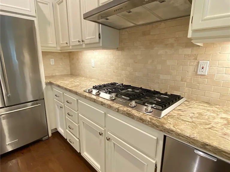 2510 Renata Ct — Photo 11
