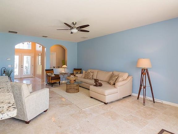 3rd image of 337 Cortona Dr