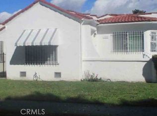 1009 E 84th St, Los Angeles, CA 90001