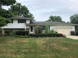 6168 Applegate Ln, Columbus, OH 43213