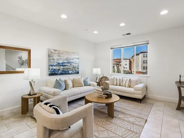 5886 Smoky Quartz Loop, San Jose, CA 95123