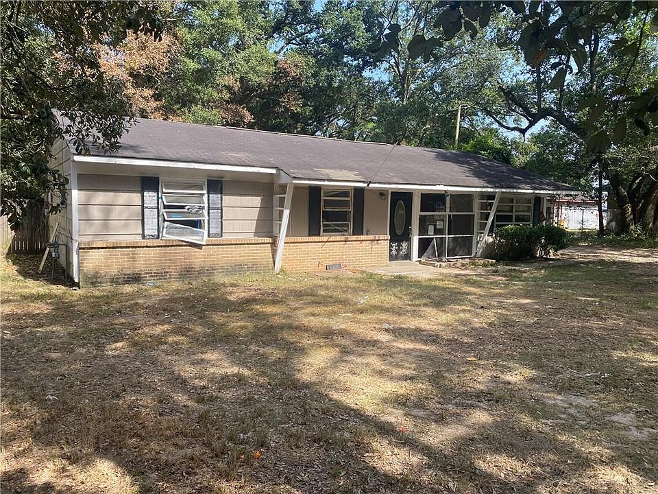 2nd image of 4081 Oak Ridge Avenue