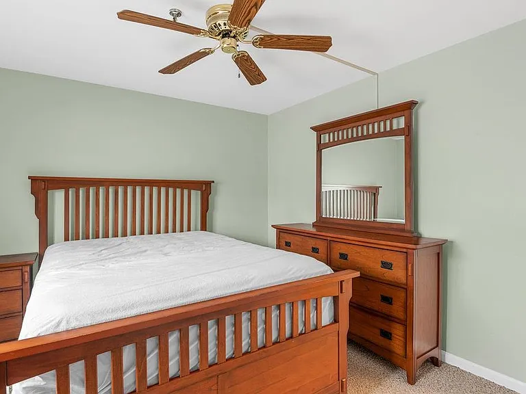 611 Ocean Blvd #3 — Photo 24