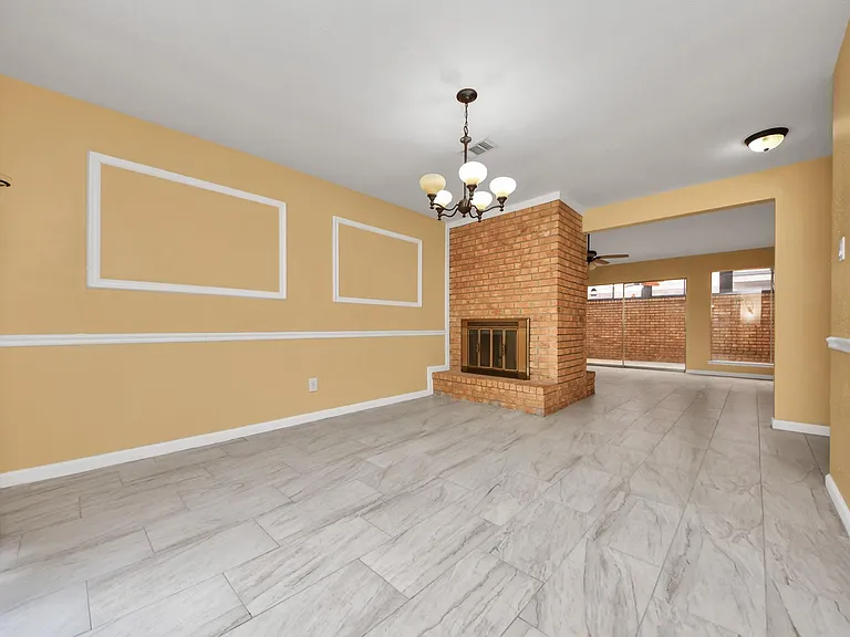 3935 Heathersage Dr — Photo 10