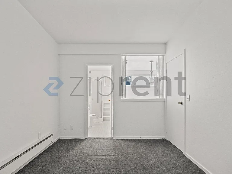 1406 Harvard Ave #16 — Photo 4