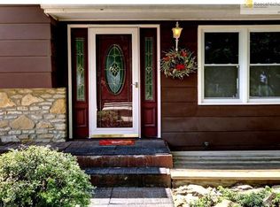 23422 Moonlight Rd, Spring Hill, KS 66083