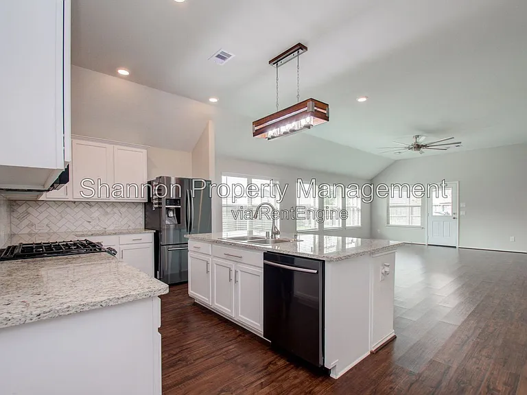 9547 Summer River Dr — Photo 7