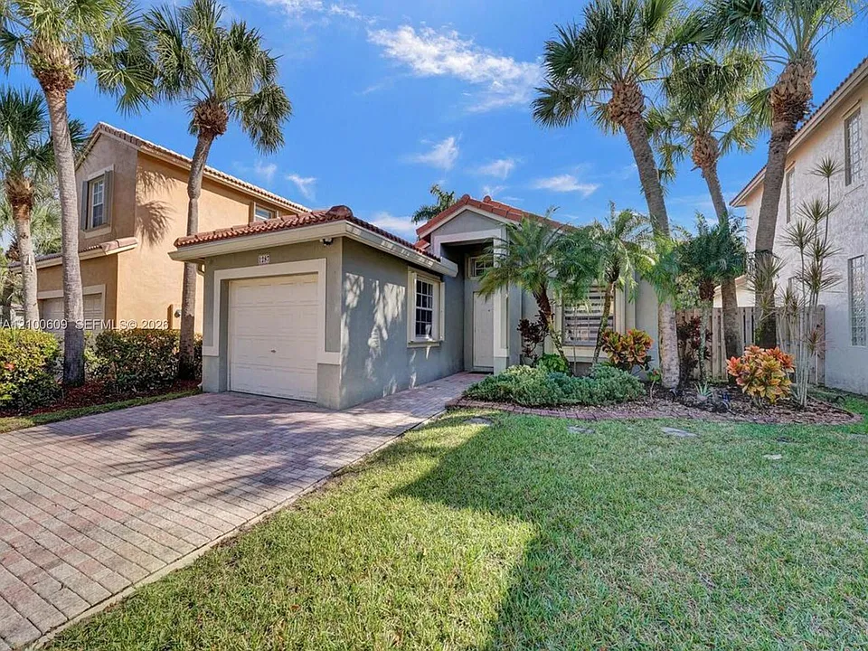 1287 NW 170th Ter